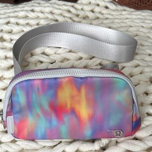 Lululemon prism wash belt bag NWT